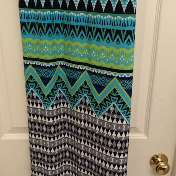 Floor length size 14 sleeveless dress. Sandra Darren make. Wore once. - Picture 6 of 6